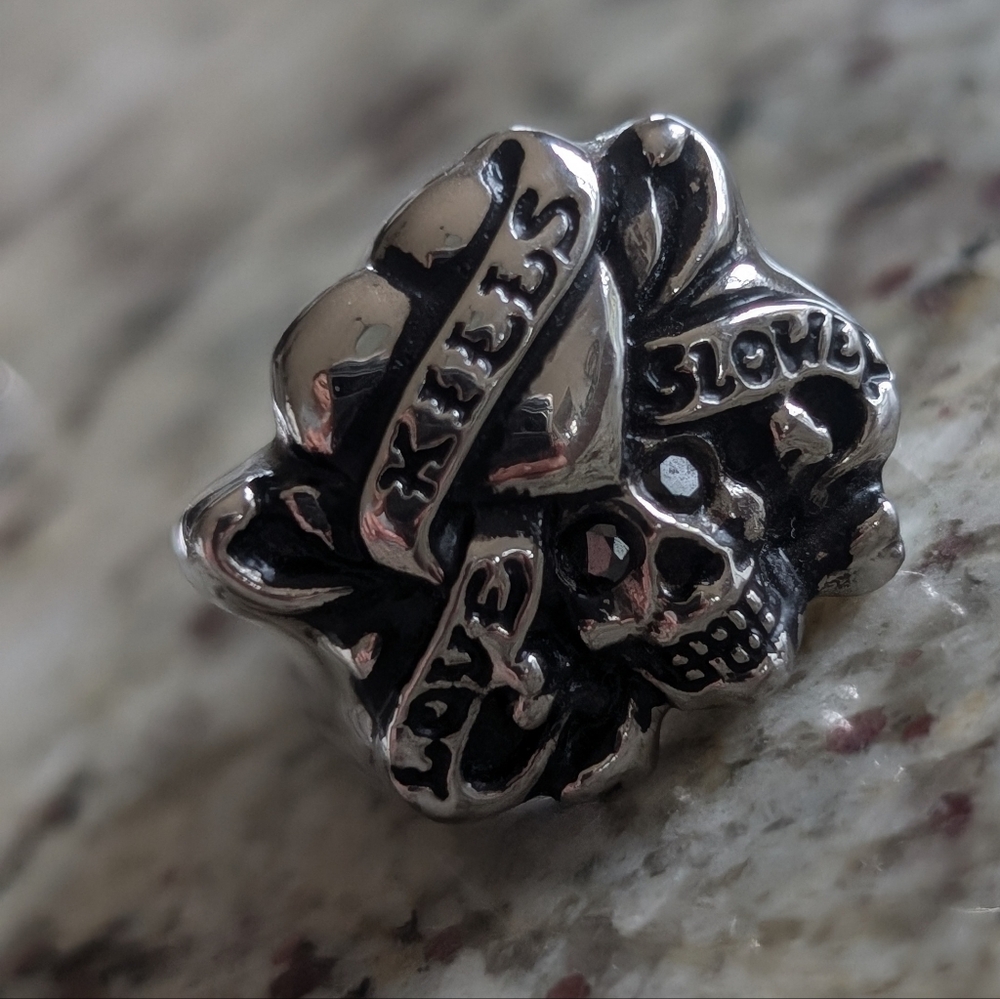 Ed Hardy Love Kills Slowly Ring